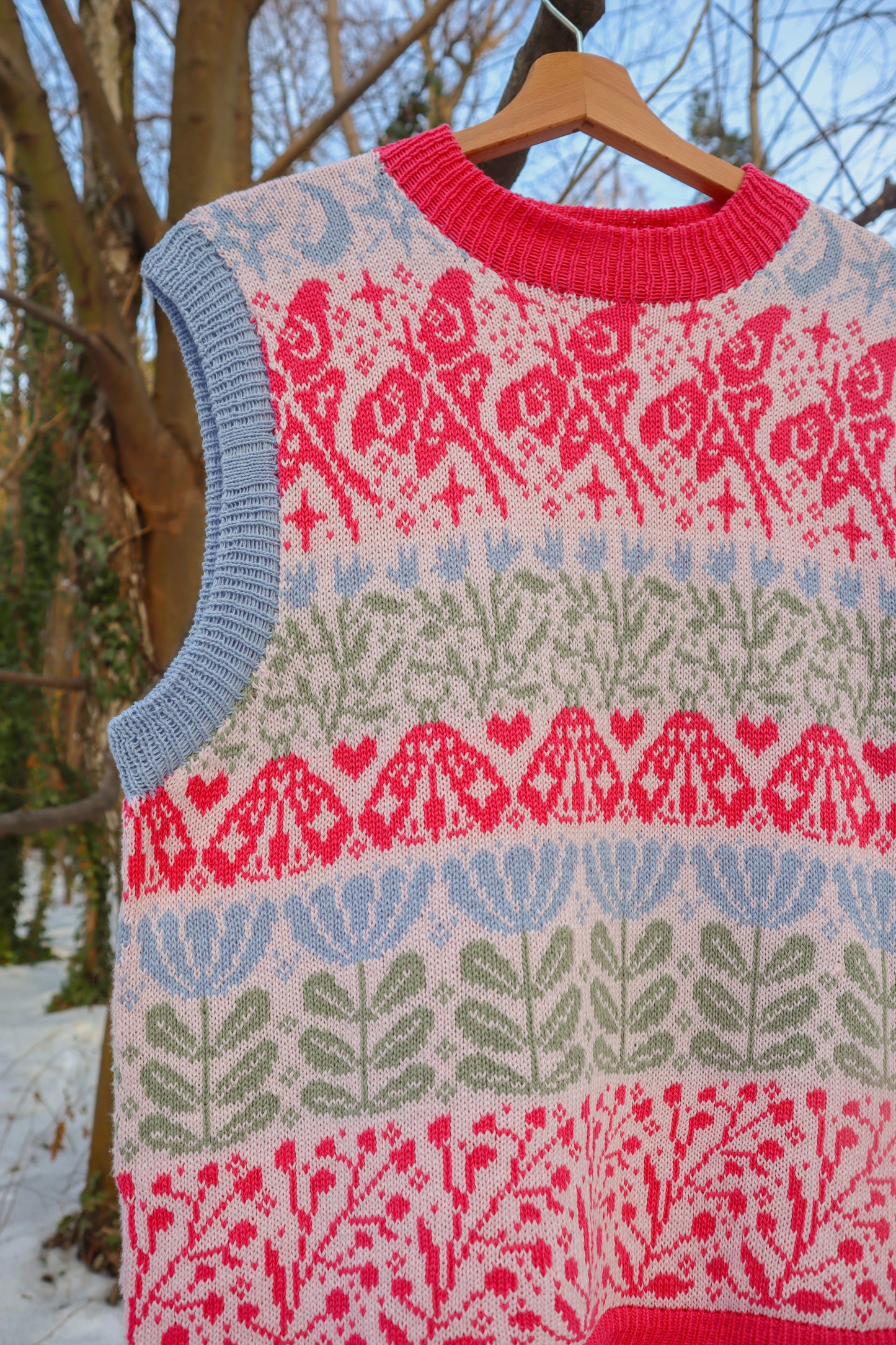 Magic Field Pink Vest